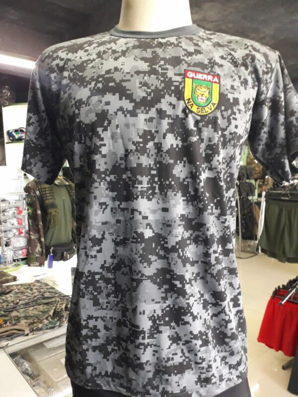 camiseta guerra na selva