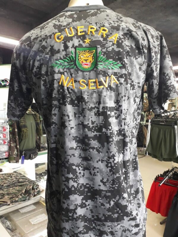 camiseta guerra na selva