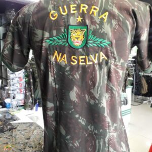 Camiseta guerra na selva